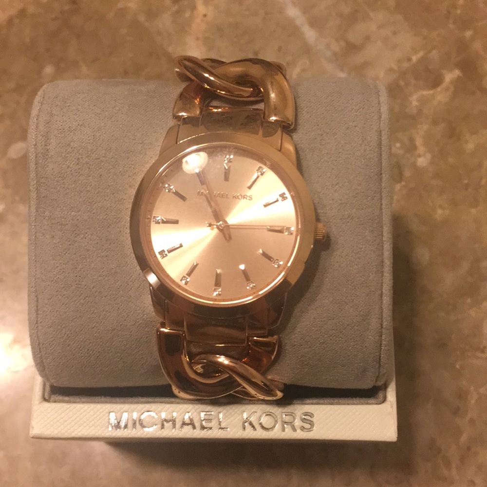 Michael Kors rose gold watch